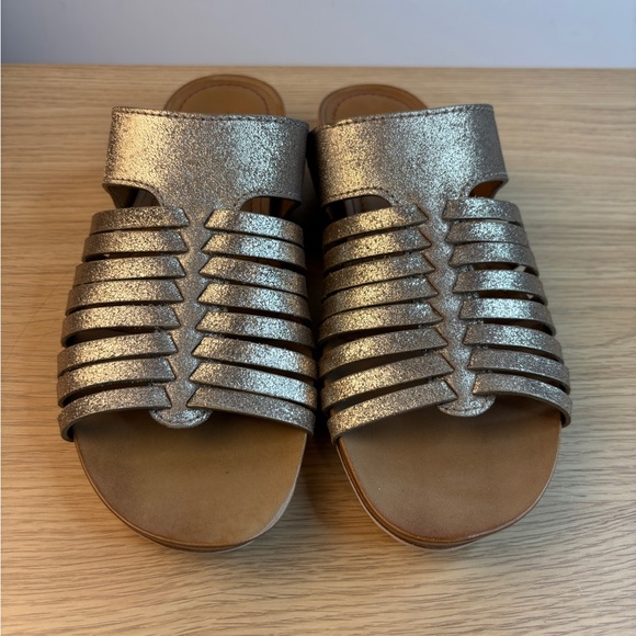 Trask Shoes - Trask "Sandra" Woven Metallic Gold Tone Slide Sandals LIKE NEW! Woman’s 8